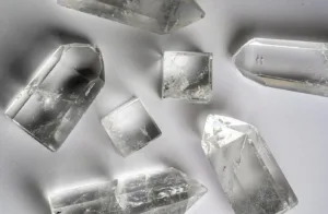 difference between moissanite and diamond