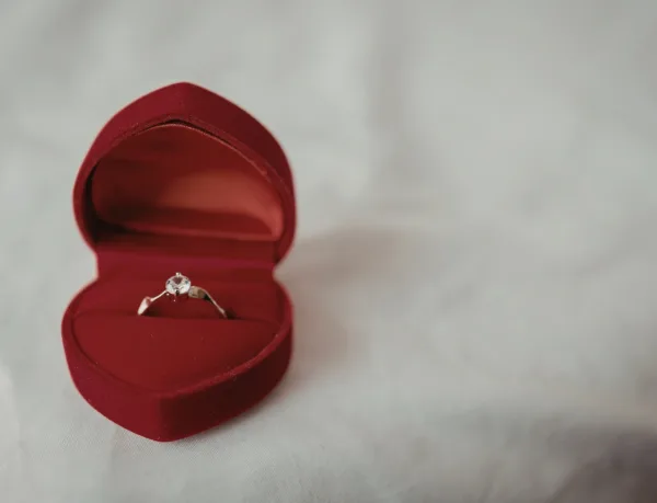 Affordable Engagement Ring Ideas