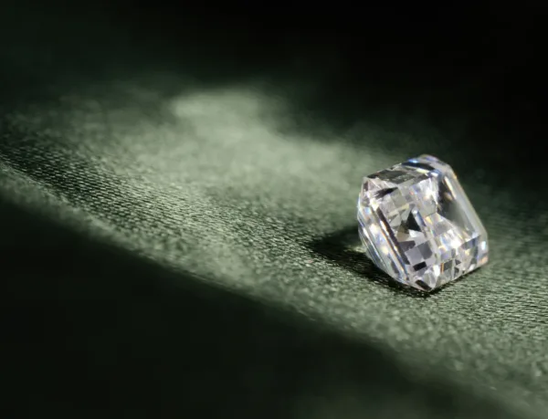 Moissanite vs Cubic Zirconia What’s the Real Difference