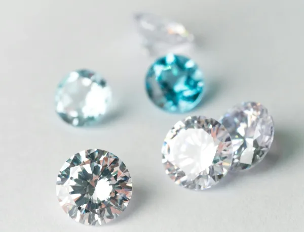 Moissanite vs Diamond Brilliance Which Sparkles More