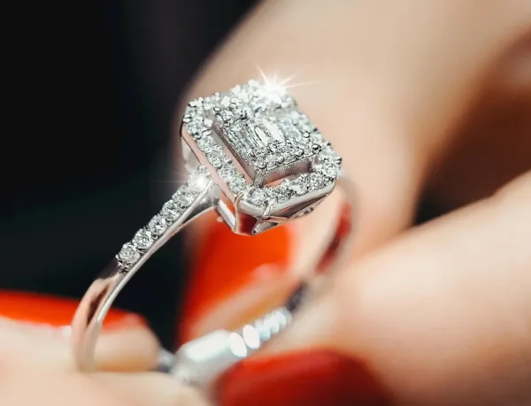 Moissanite vs Lab Diamond Investment Value Which Holds More Long-Term Worth