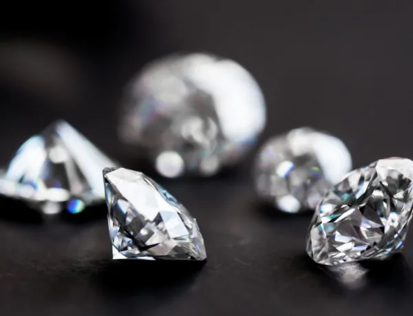 Moissanite vs Lab Diamond Which Is Better