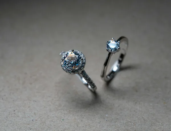 Solitaire vs Halo Moissanite Rings Choosing the Perfect Style